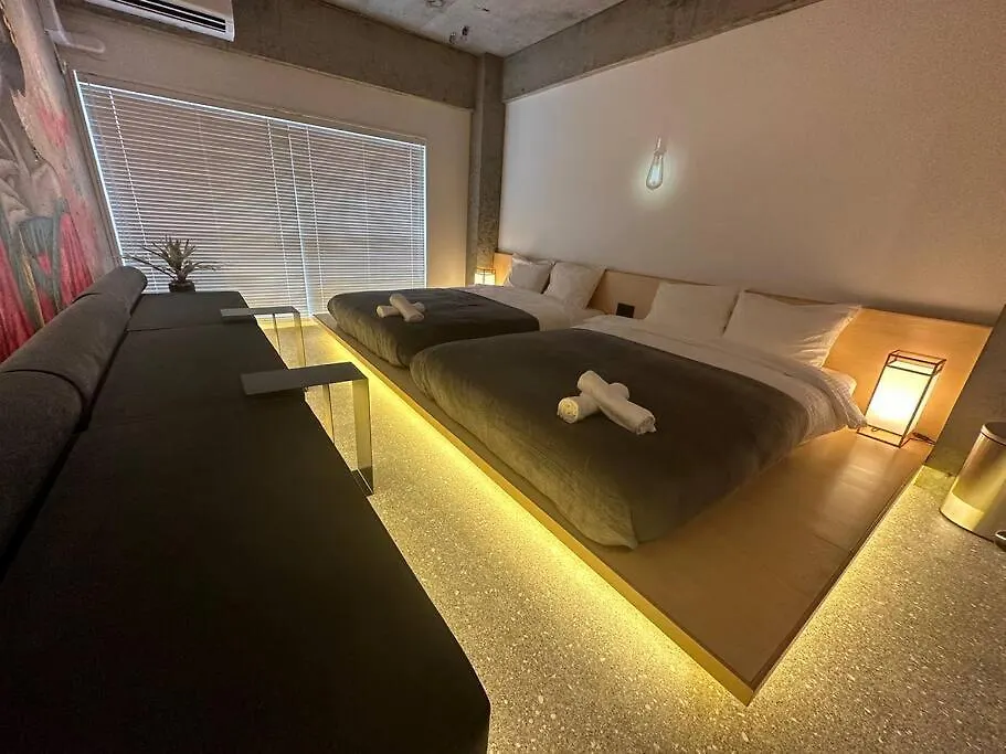 Contactos de Us31山手线上野日本著名设计师设计公寓，直达上野2分直达新宿，涉谷，秋叶原，东京，便利店饮食店满载